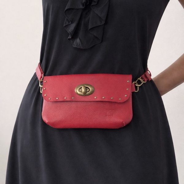 Banano de cuero rojo